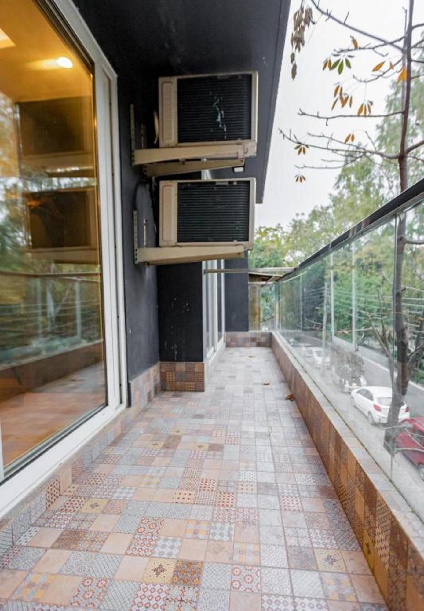 Hotel Mayur At Cr Park Nueva Delhi Exterior foto